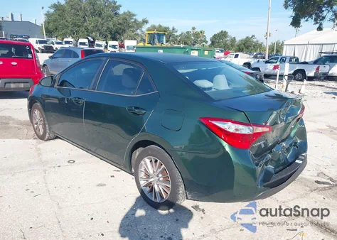 2015 Toyota Corolla Le Plus z USA, uszkodzony, nr VIN 2T1BURHE2FC377154